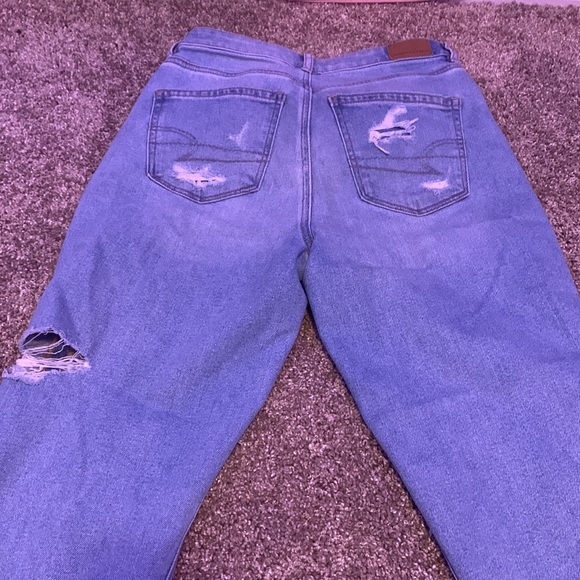 American eagle hole jeans! - Picture 9 of 9